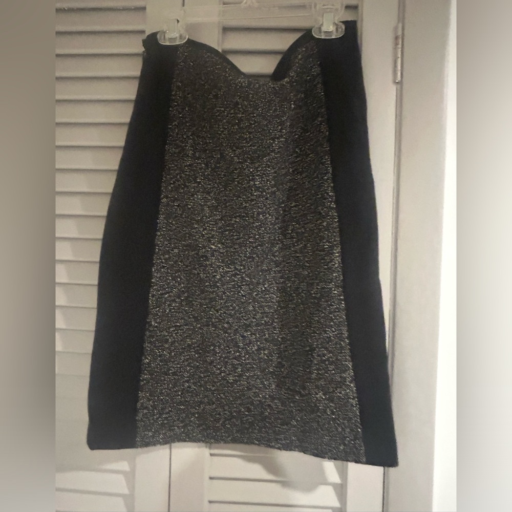 Size 4P skirt Kate Hill. EUC